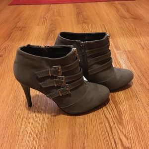 Report | women’s size 7 ankle boots